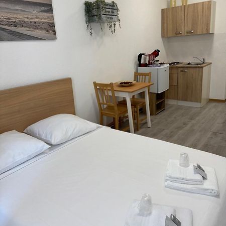 בלינצונה Hotel Leon D'Or מראה חיצוני תמונה