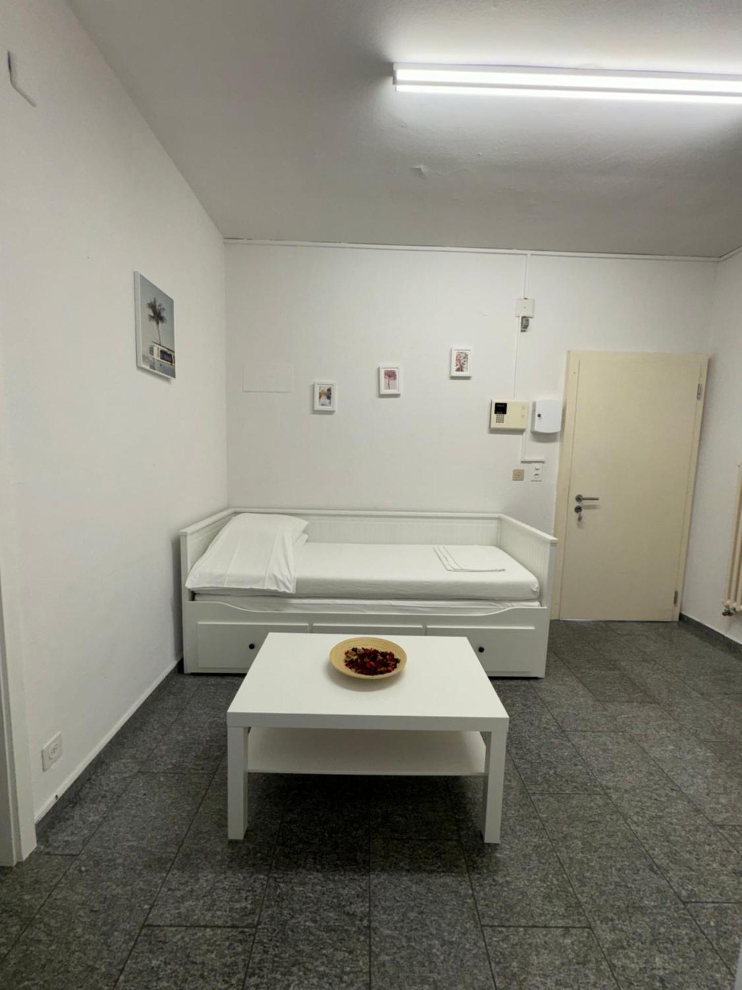בלינצונה Hotel Leon D'Or מראה חיצוני תמונה
